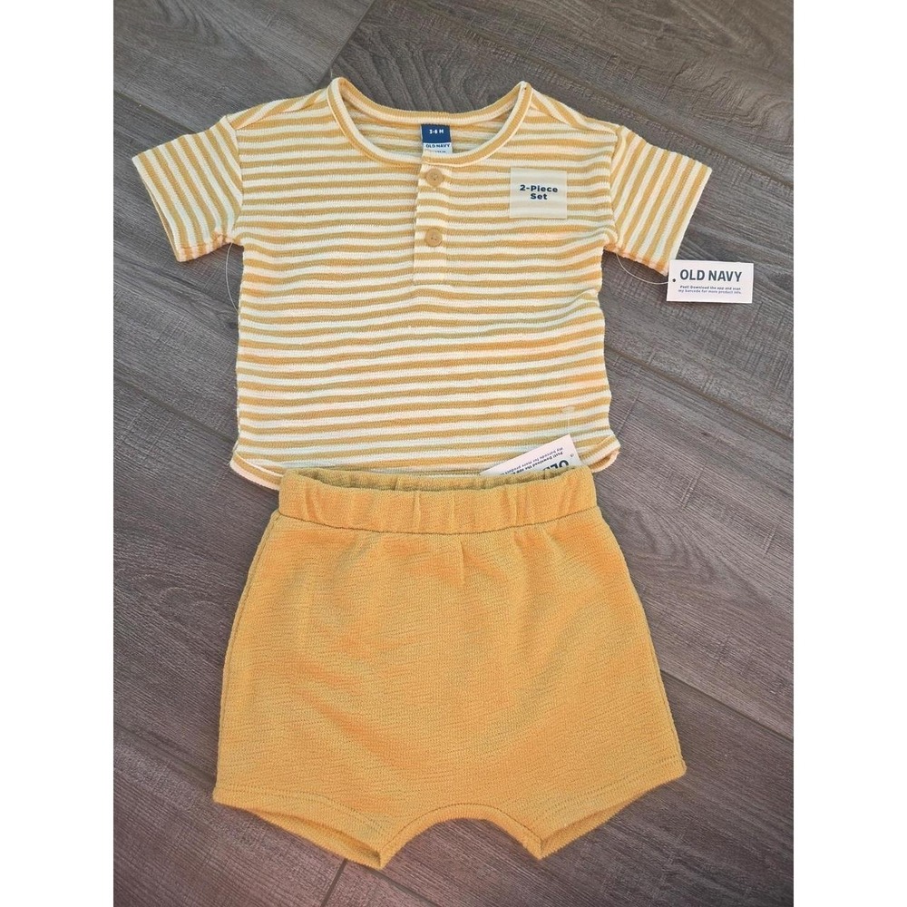 Old navy baby boy set 3-6 mos